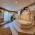 Almrausch Hotel 3*