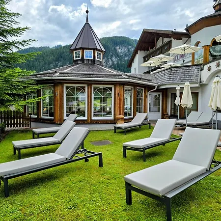 Hotel Almrausch 3*