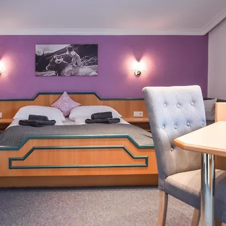 Almrausch Hotel